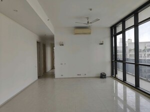 Room in 4 BHK Apartment at Ireo Skyon, Sector 60 – for Sale