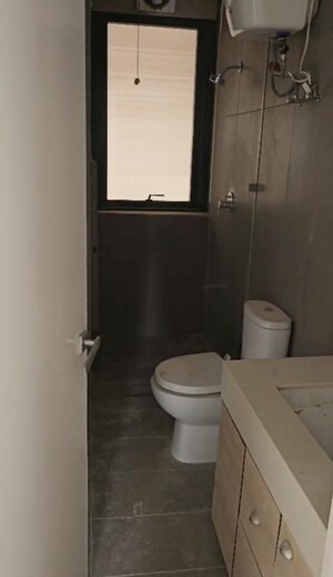 Bathroom in 4 BHK Apartment at Ireo Skyon, Sector 60 – for Sale