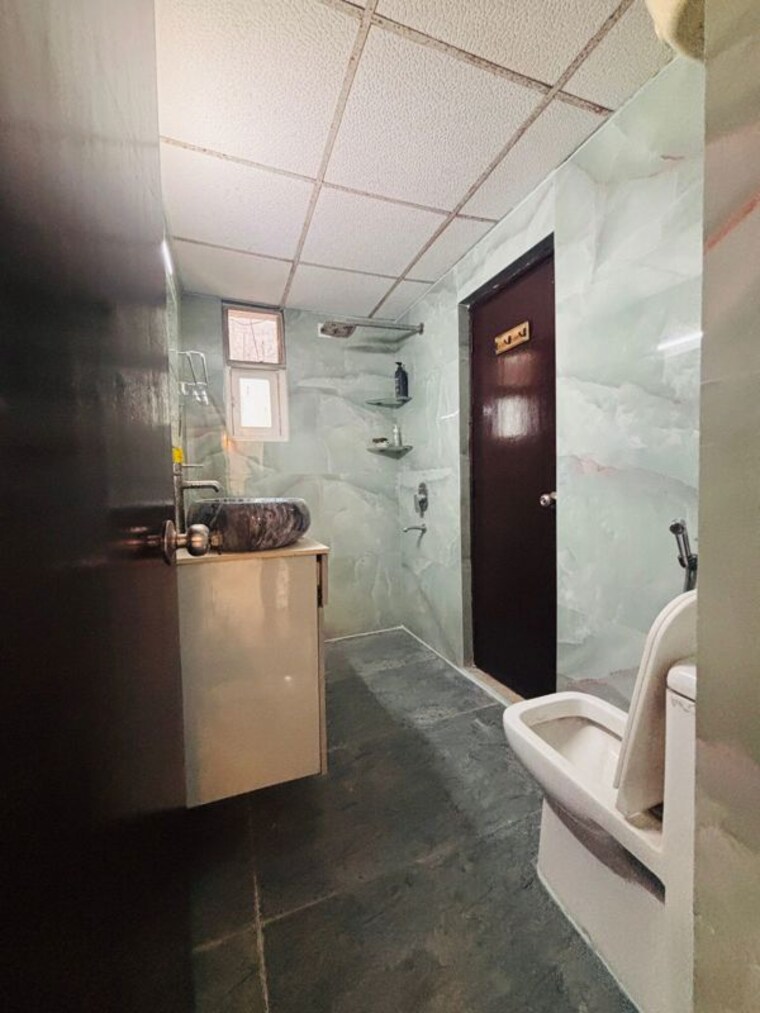 Bathroom, supertech-eco-suites 4 Bedroom 2275 Sq.Ft. Apartment In Sector 137 Noida 10370526