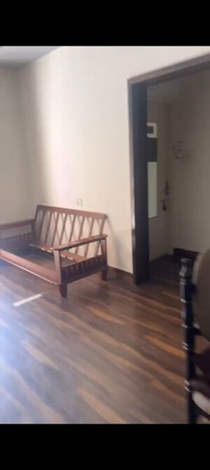 2.5 BHK Apartment For Rent in Prabhat Apartment, Prabhat Road