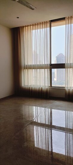 2 BHK Apartment For Rent in Hiranandani Estate Villa Royale