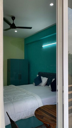 Room in 6+ BHK Independent House at Upsidc Site C – for Rent