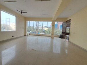 Room in  Warehouse at Sector 63 – for Rent