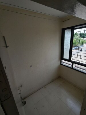 Room in 1 BHK Apartment at Vishal Vastu Apartment, Dhanori – for Sale