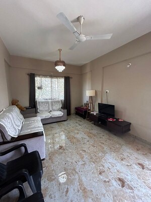 Bedroom in 3 BHK Builder Floor at Hrbr Layout – for Rent