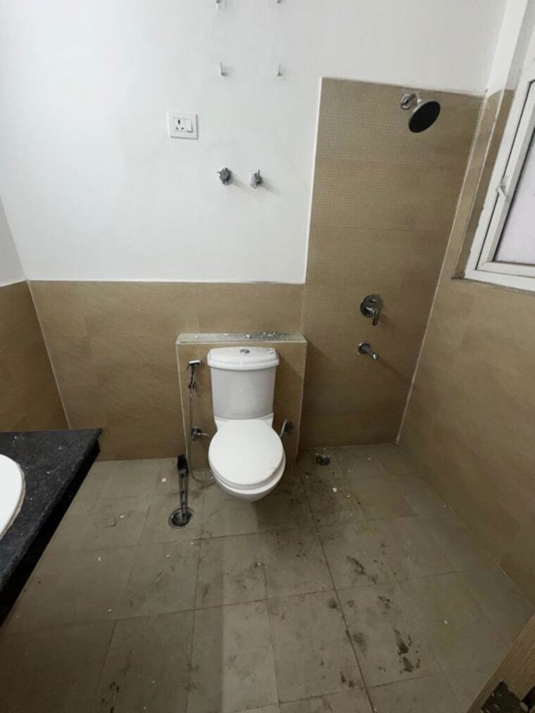 Bathroom, ats-happy-trails 3 Bedroom 1625 Sq.Ft. Apartment In Sector 10 Greater Noida Greater Noida 10438199