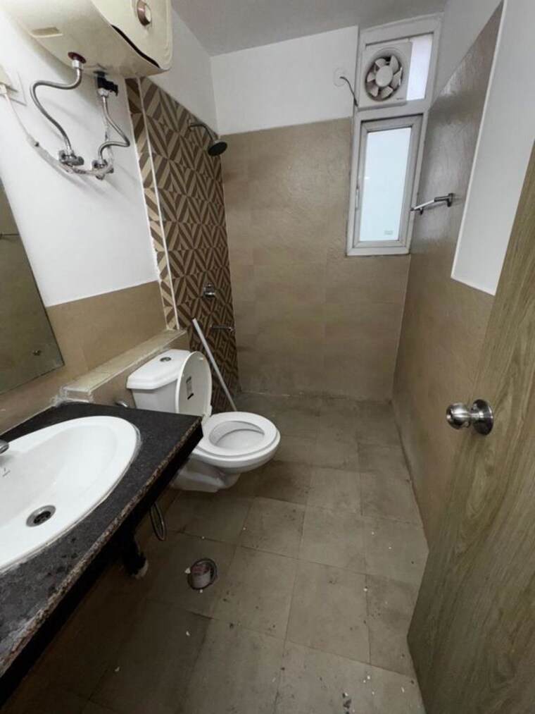 Bathroom, ats-happy-trails 3 Bedroom 1625 Sq.Ft. Apartment In Sector 10 Greater Noida Greater Noida 10438199