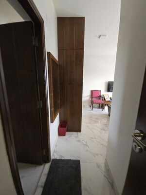 Room in 2 BHK Apartment at Raheja Ridgewood, Goregaon East – for Rent