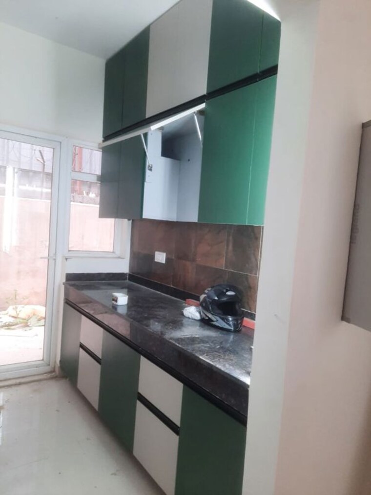 Kitchen, bptp-astaire-garden-monet-floors 3 Bedroom 200 Sq.Yd. Builder Floor In Sector 70a Gurgaon 10438120