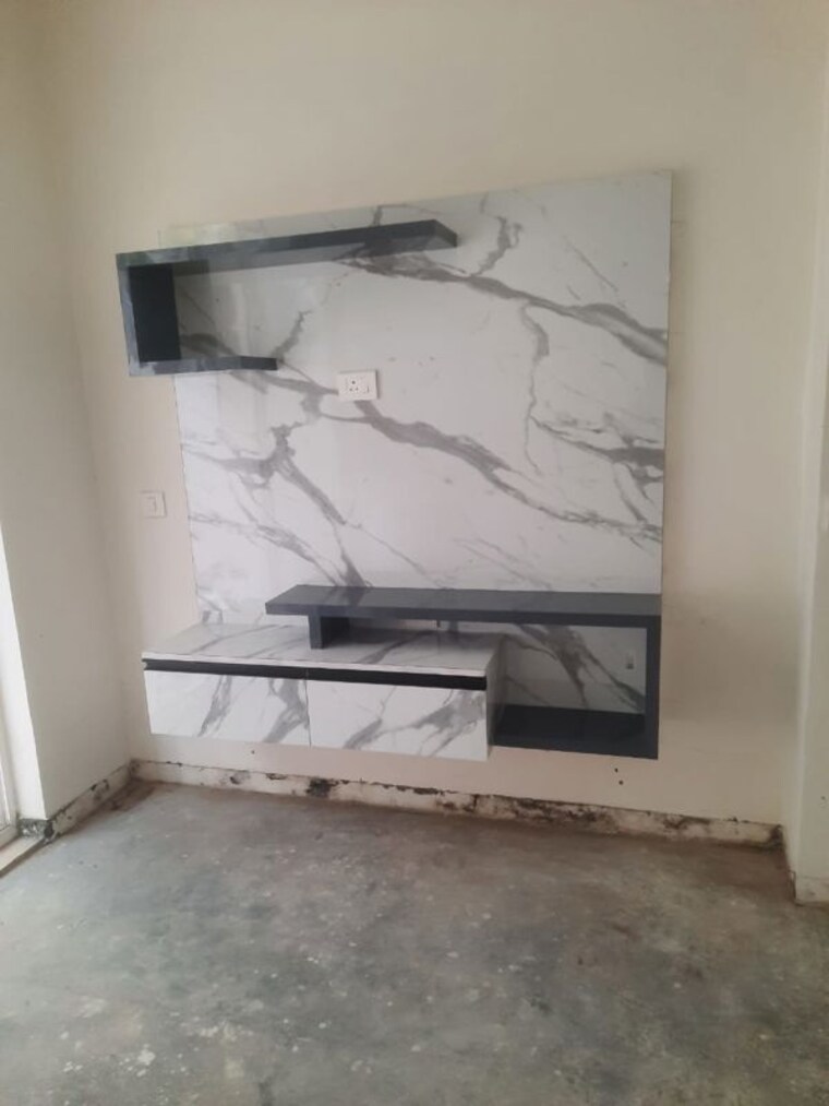 Room, bptp-astaire-garden-monet-floors 3 Bedroom 200 Sq.Yd. Builder Floor In Sector 70a Gurgaon 10438120