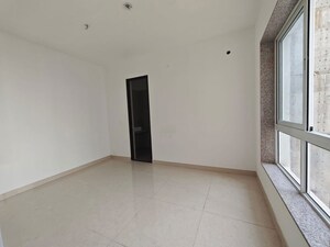 Room in 3 BHK Apartment at Hubtown Rising City, Ghatkopar East – for Rent