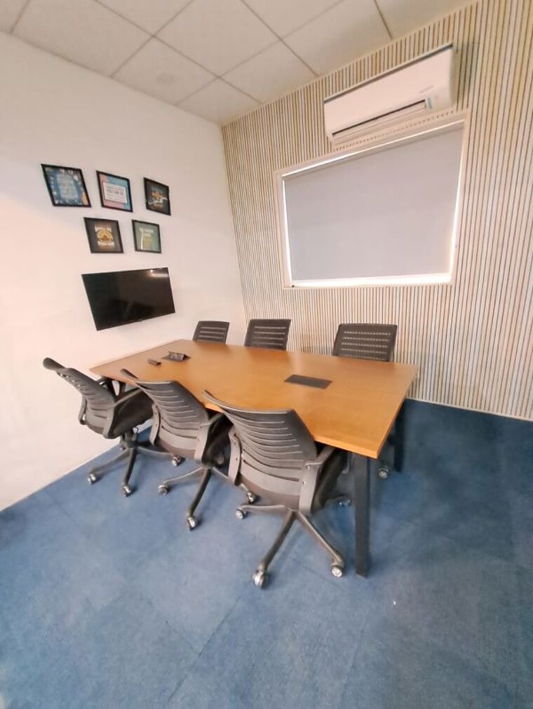 Team Area, sector 63 Commercial Office Space in IT/SEZ 2500 Sq.Ft. In Sector 63 Noida 10438216