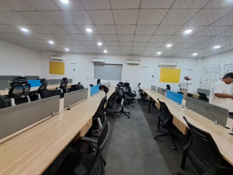 Team Area, sector 63 Commercial Office Space in IT/SEZ 2500 Sq.Ft. In Sector 63 Noida 10438216