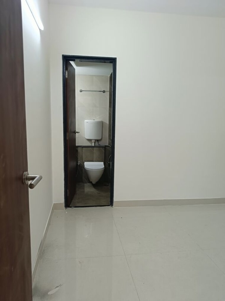 Room, bdd chawl 2 Bedroom 550 Sq.Ft. Apartment In Bdd Chawl Mumbai 10438306