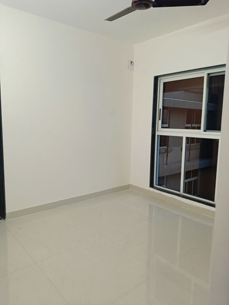 Room, bdd chawl 2 Bedroom 550 Sq.Ft. Apartment In Bdd Chawl Mumbai 10438306