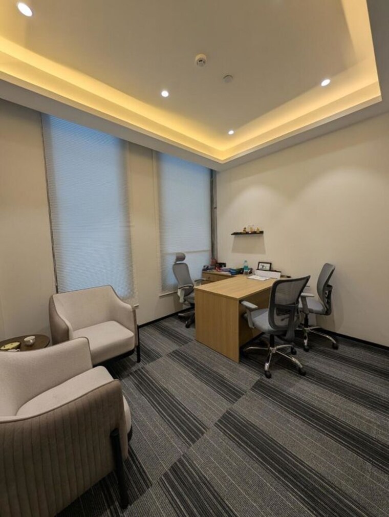 Team Area, one-lodha-place Commercial Office Space 1009 Sq.Ft. In Lower Parel Mumbai 10438311