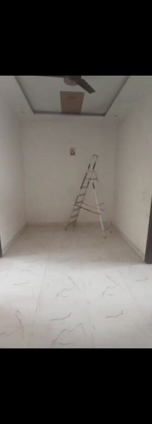Room in 2 BHK Builder Floor at Sector 12 – for Rent