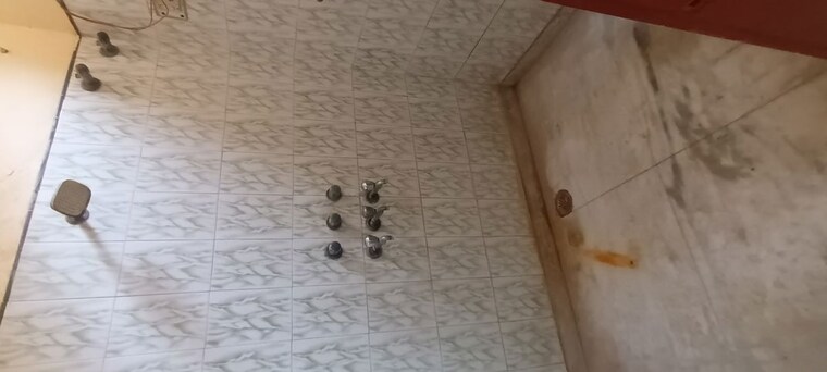 Bathroom, sector 16 2 Bedroom 1250 Sq.Ft. Independent House In Sector 16 Faridabad 10438324
