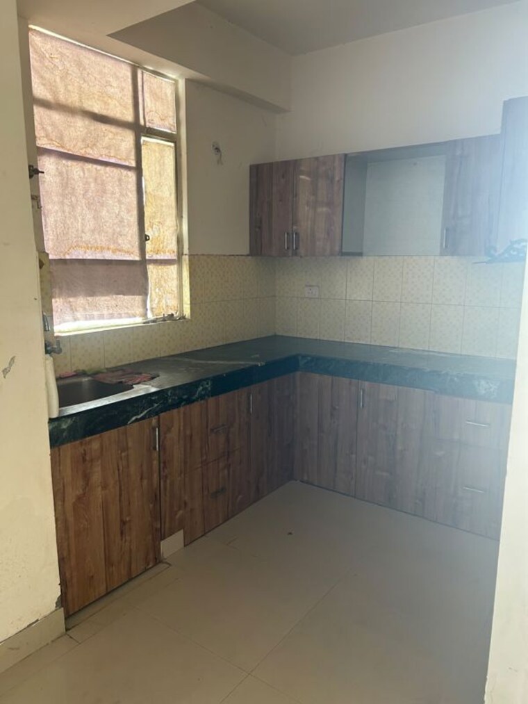 Kitchen, zara-aavaas 2 Bedroom 524 Sq.Ft. Apartment In Sector 104 Gurgaon 10438332