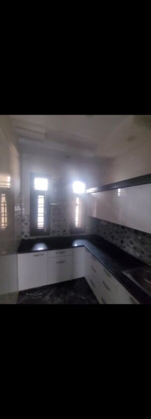 1 BHK Builder Floor For Rent in Sector 12