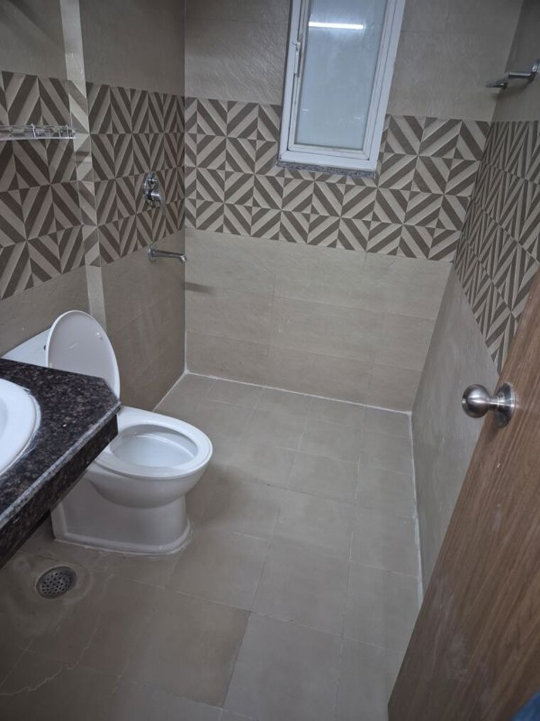 Bathroom, ats-nobility 3 Bedroom 1725 Sq.Ft. Apartment In Sector 4 Greater Noida Greater Noida 10438384