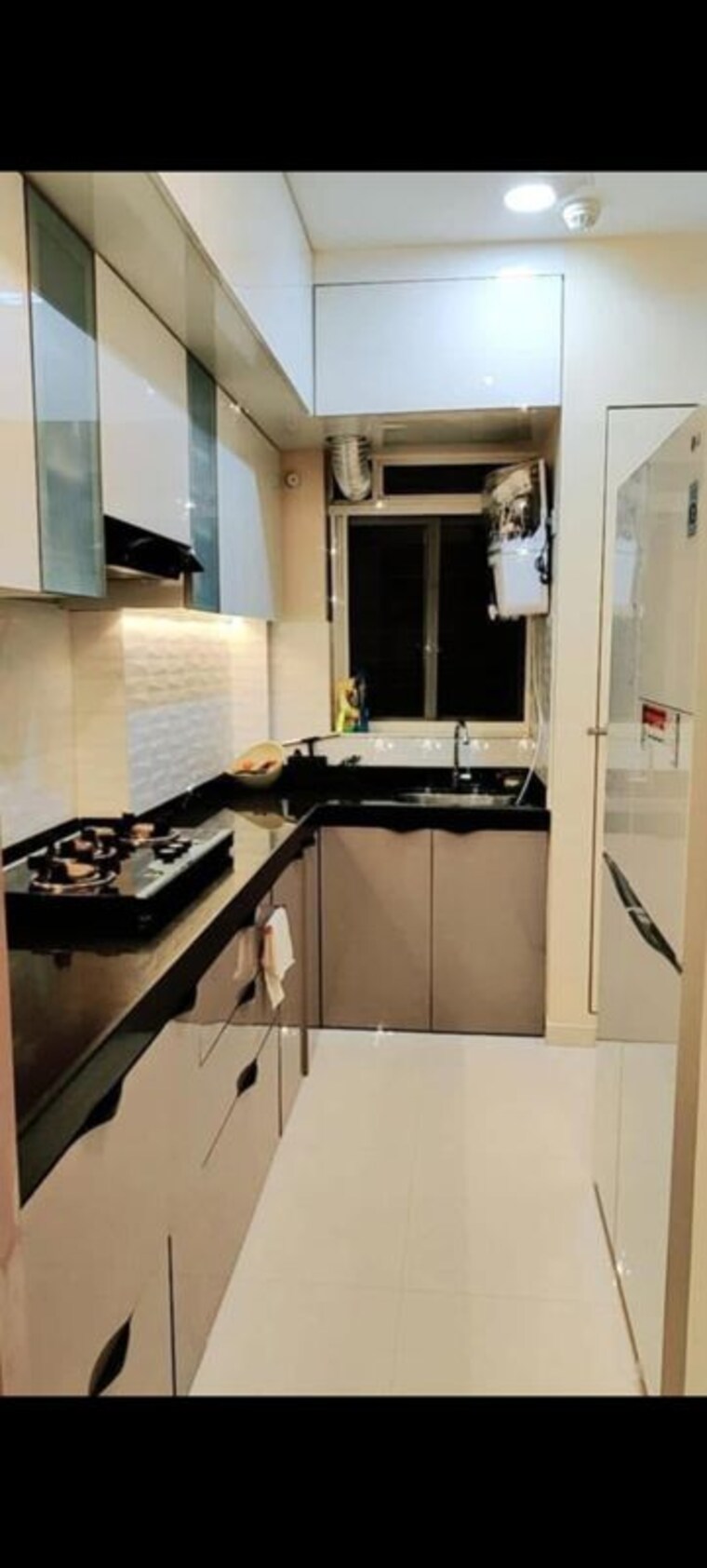 Kitchen, rustomjee-azziano-wing-i 2 Bedroom 700 Sq.Ft. Apartment In Thane West Thane 10438428