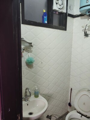 Bathroom in 3 BHK Builder Floor at Rohini Sector 5 – for Sale