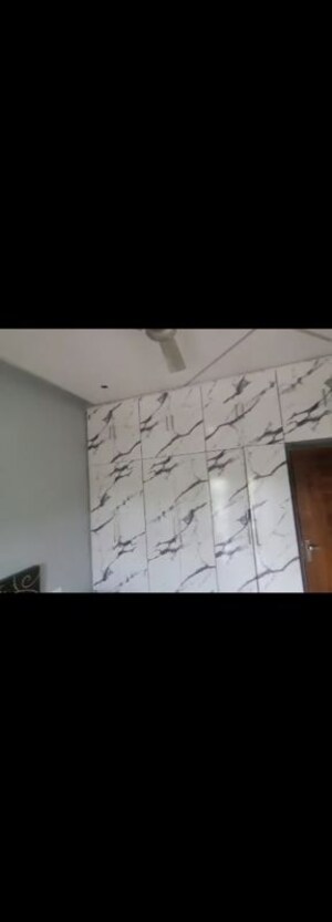 Room in 2.5 BHK Independent House at Sector 15 – for Rent