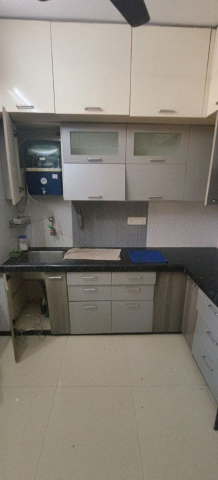Kitchen, prarthana-chs-prabhadevi 3 Bedroom 2200 Sq.Ft. Apartment In Prabhadevi Mumbai 10438441