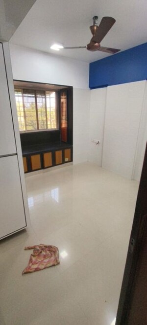 3 BHK Apartment For Sale in Prarthana CHS Prabhadevi, Prabhadevi
