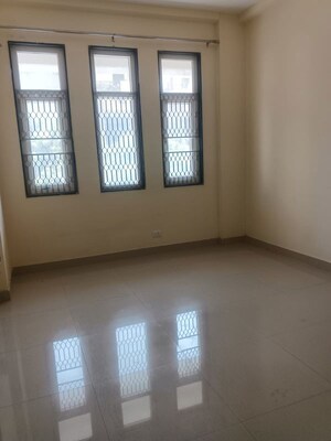 Room in 1 BHK Apartment at Dwarka – for Rent