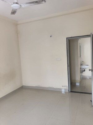 Room in 1 BHK Apartment at Dwarka – for Rent