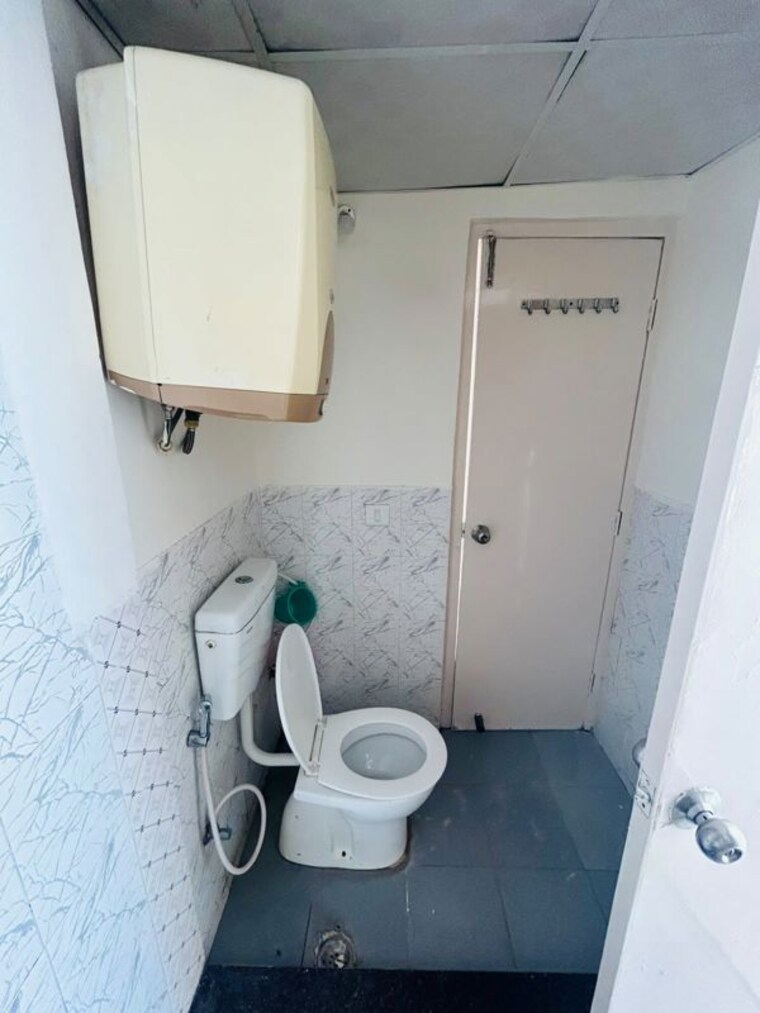 Bathroom, zara-aavaas 1 Bedroom 365 Sq.Ft. Apartment In Sector 104 Gurgaon 10438463