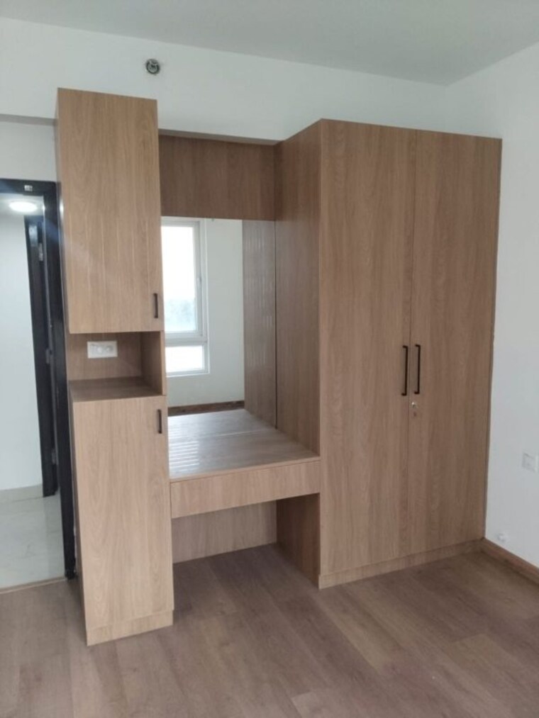Room, hero-homes-gurgaon 3 Bedroom 1359 Sq.Ft. Apartment In Sector 104 Gurgaon 10438505