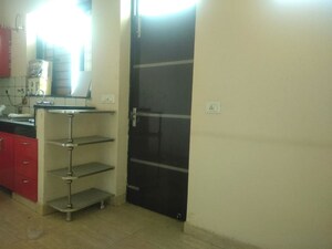 Room in 3 BHK Builder Floor at Ardee City, Sector 52 – for Rent