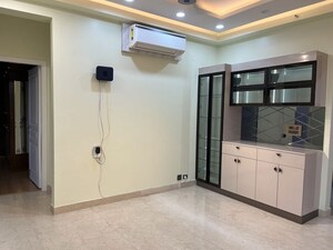 Room in 3 BHK Apartment at AIPL The Peaceful Homes, Sector 70a – for Rent