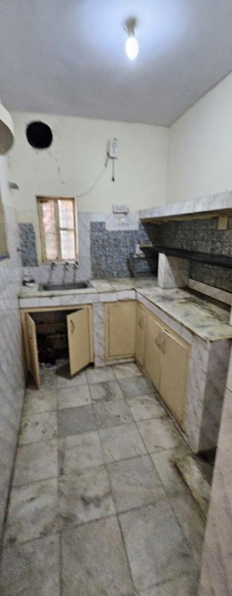 Kitchen, jal-vayu-vihar-noida 2 Bedroom 800 Sq.Ft. Apartment In Sector 21 Noida 10438529