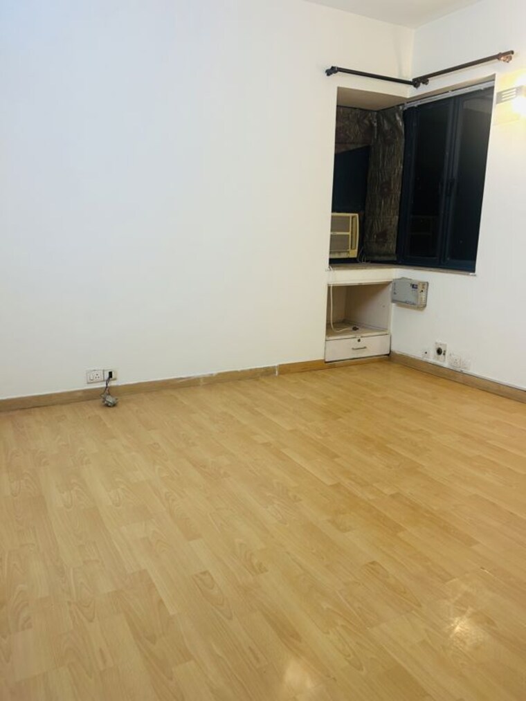 Room, unitech-uniworld-gardens 3.5 Bedroom 2027 Sq.Ft. Apartment In Sector 47 Gurgaon 10438541