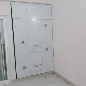Furnished Amenities in 3 BHK Apartment at Amrapali Ivory Heights, Amrapali Dream Valley – for Rent