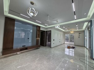 4 BHK Builder Floor For Sale in Sector 45