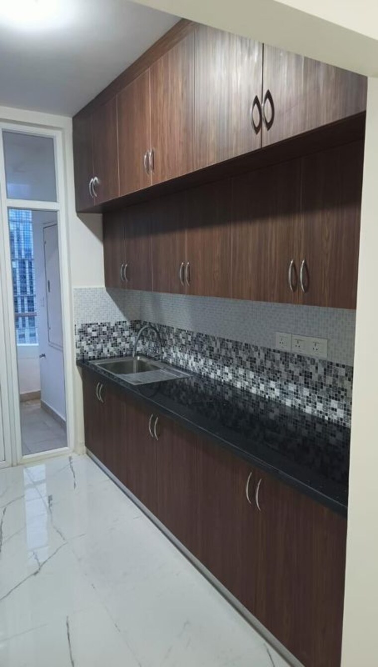 Kitchen, mantri-lithos 3 Bedroom 1920 Sq.Ft. Apartment In Thanisandra Bangalore 10438543