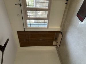 Room in 3 BHK Apartment at RWA Jalvayu Vihar, Sector 25 – for Rent