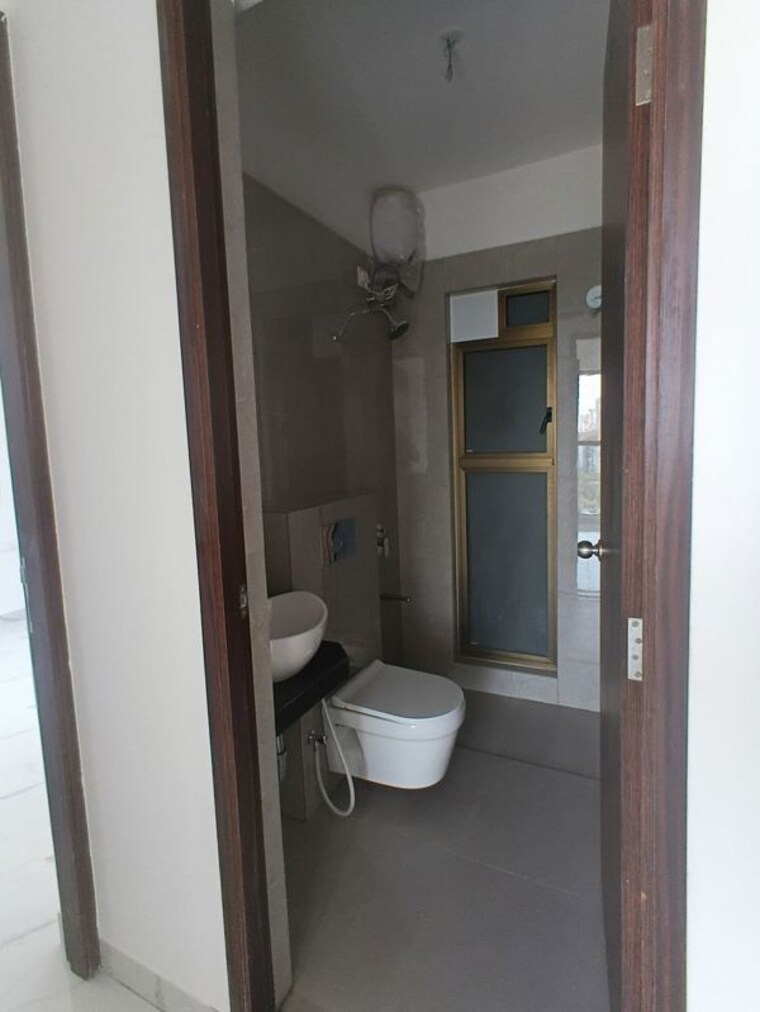 Bathroom, risland-the-icon-phase-3 2 Bedroom 675 Sq.Ft. Apartment In Dhokali Thane 10438577