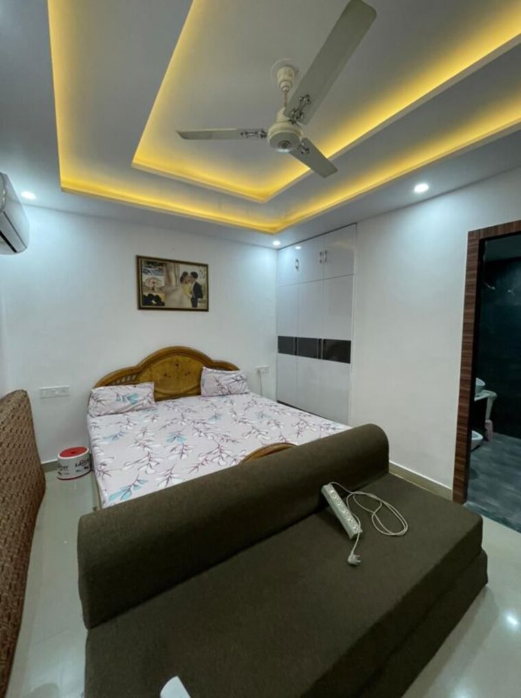 Living Room, tdi-the-grand-retreat 4 Bedroom 350 Sq.Yd. Builder Floor In Sector 88 Faridabad 10422879