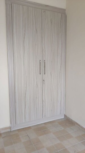 Building Lobby in 4 BHK Builder Floor at TDI The Grand Retreat, Sector 88 – for Rent
