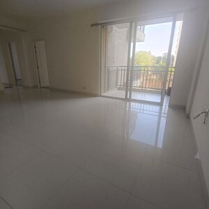 Room in 4 BHK Apartment at Conscient Heritage One, Sector 62 – for Sale