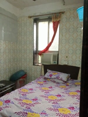 Bedroom in 1 BHK Apartment at Kurla West – for Rent