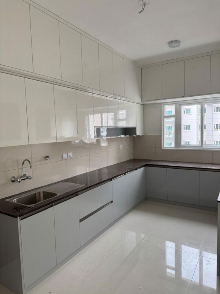 Kitchen, l-t-raintree-boulevard 3 Bedroom 1985 Sq.Ft. Apartment In Hebbal Bangalore 10438590
