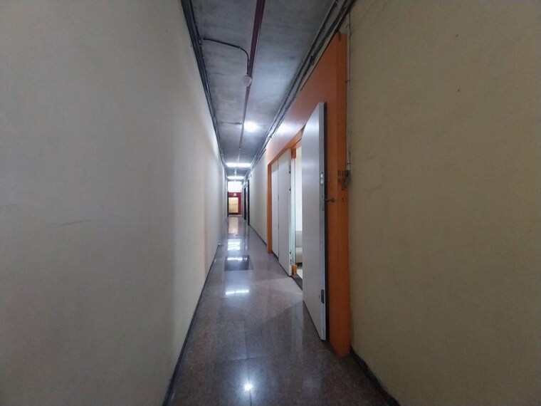 undefined, kamala-mills Commercial Office Space 1450 Sq.Ft. In Lower Parel Mumbai 10438601