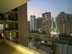 4 BHK Apartment – Exterior View View at Sector 76 - for Rent